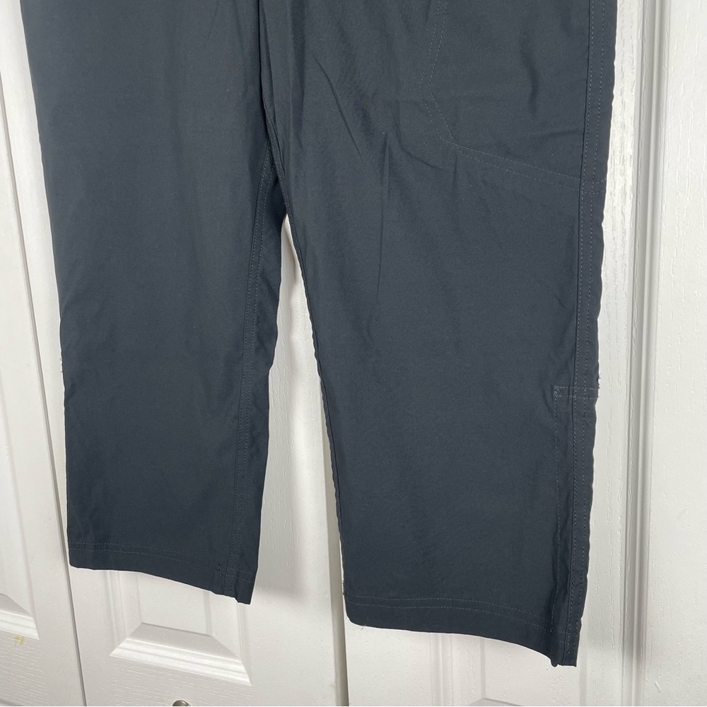 NWOT Eddie Bauer Tech Capri Pants Women’s 12 Black Utility Outdoor Hiking Cinch - Picture 6 of 16